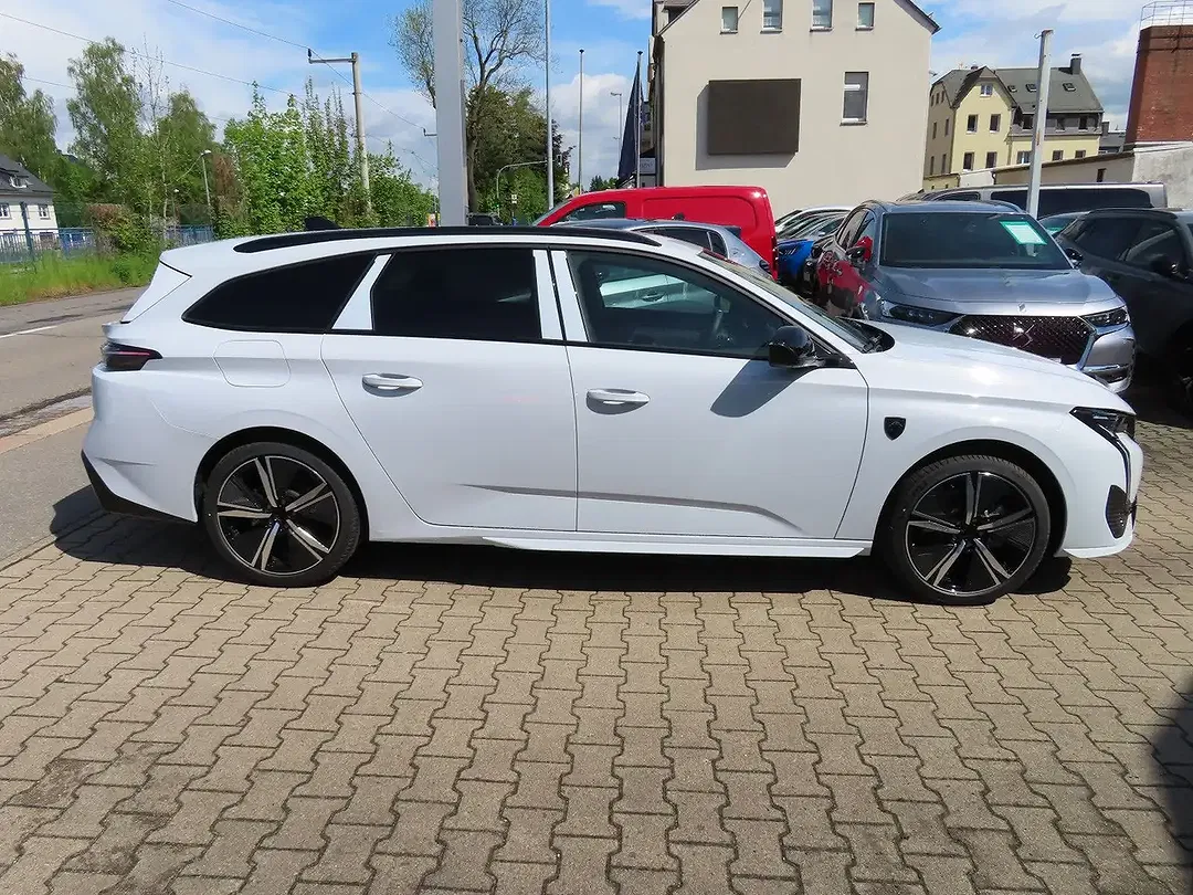 Peugeot 308 - Thumbnail 8