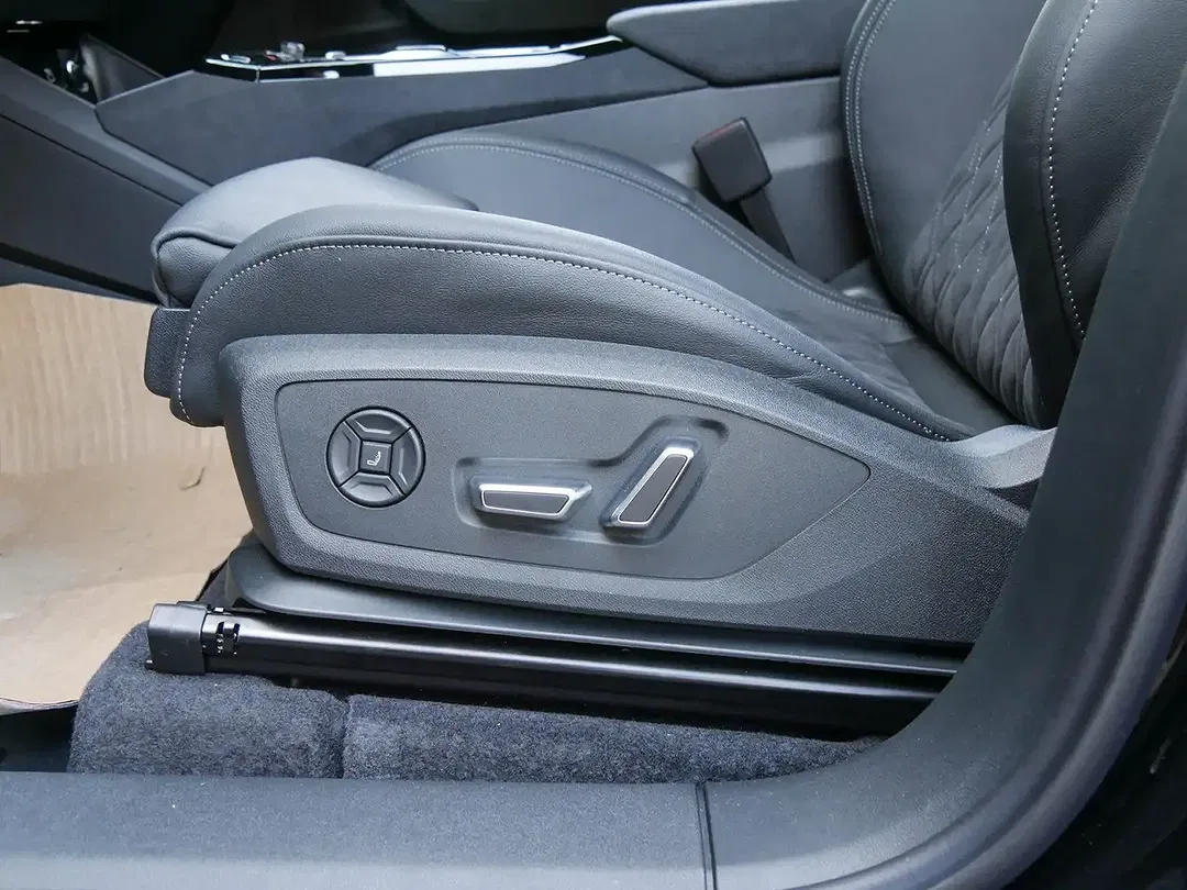 Audi Q6 e-tron - Thumbnail 15