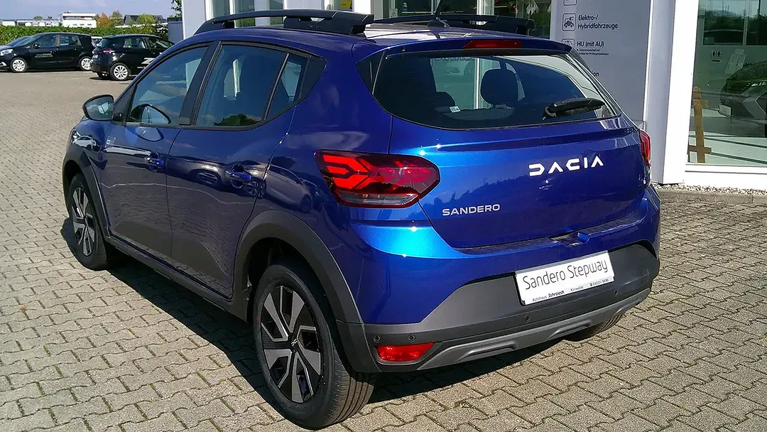 Dacia Sandero - Thumbnail 5