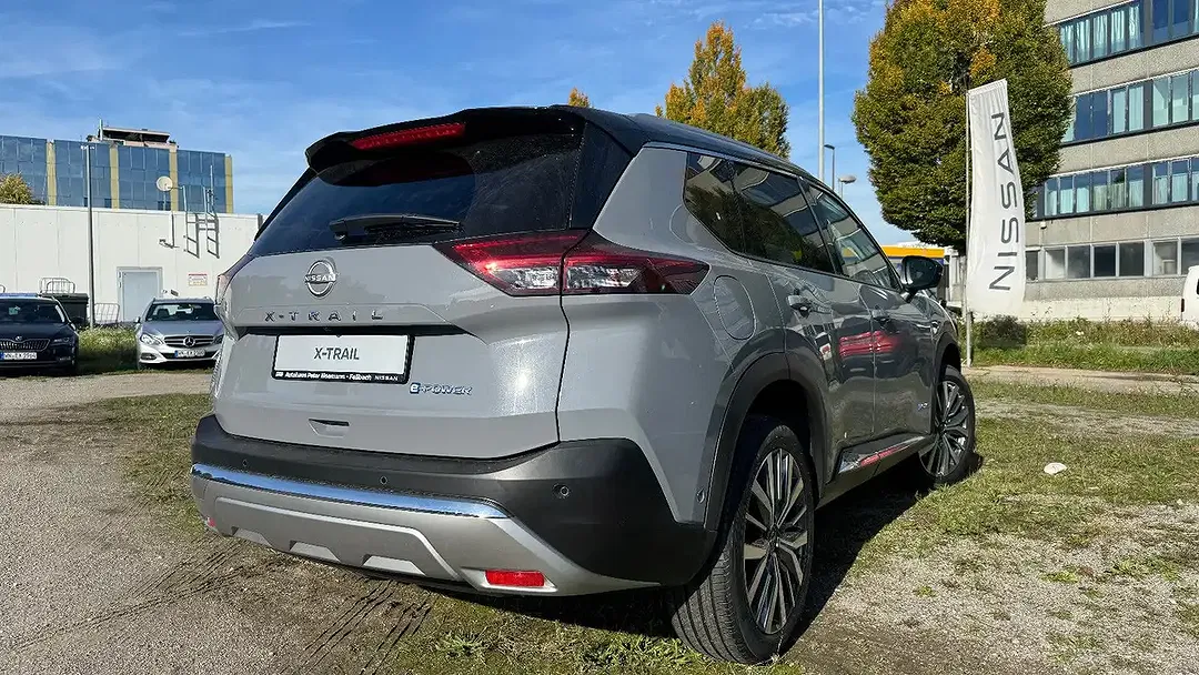 Nissan X-Trail - Thumbnail 4