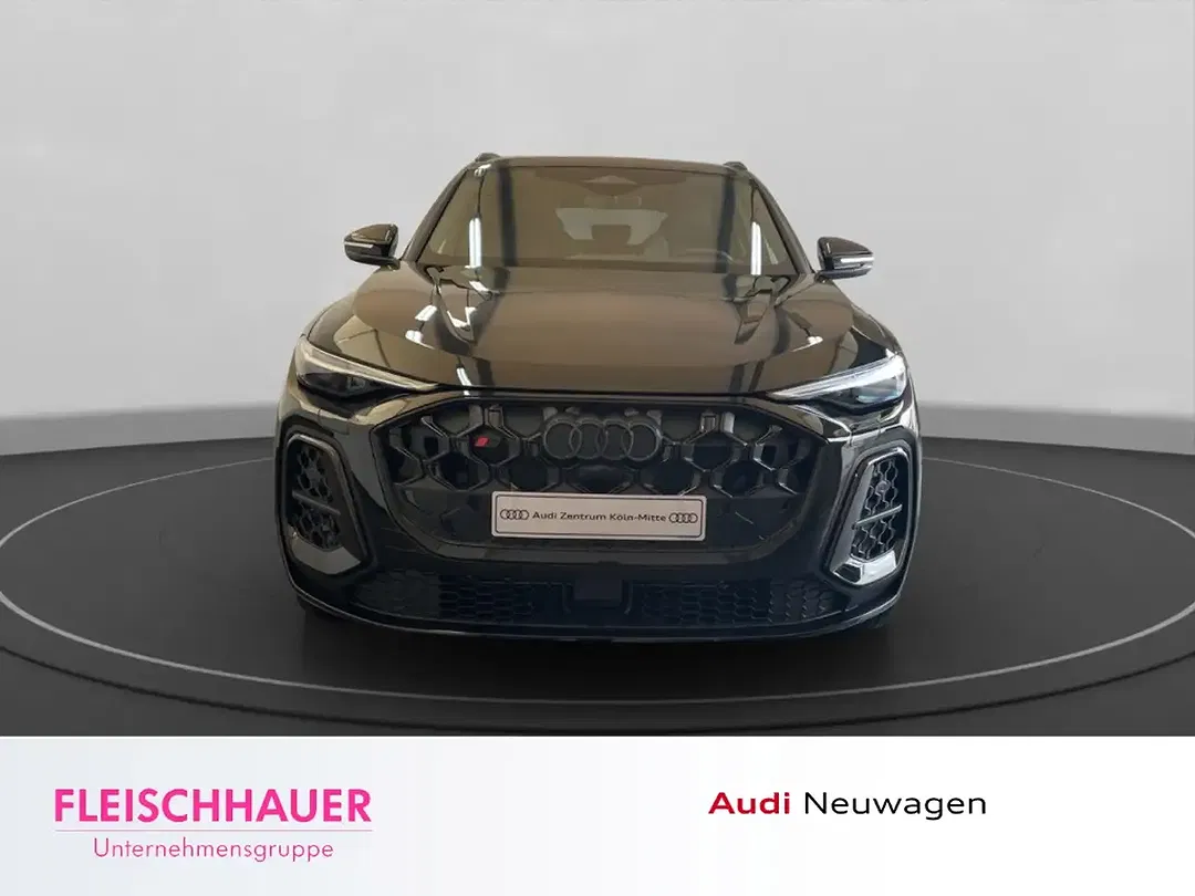 Audi SQ5 - Thumbnail 2