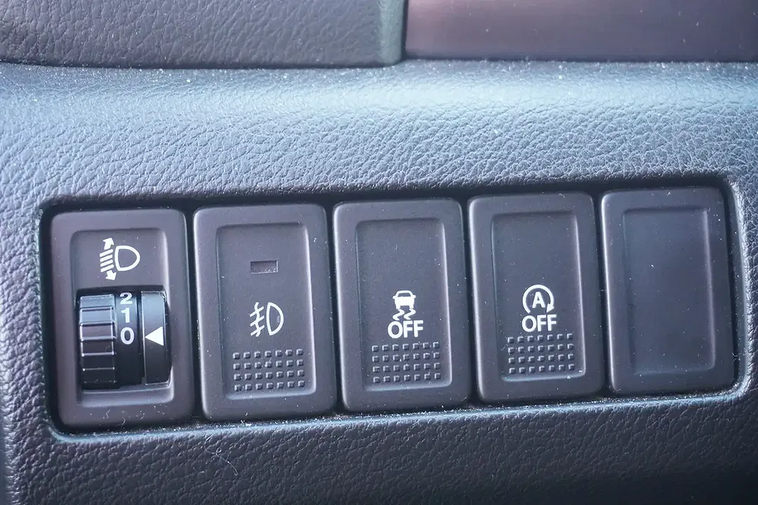 Suzuki Vitara - Thumbnail 10
