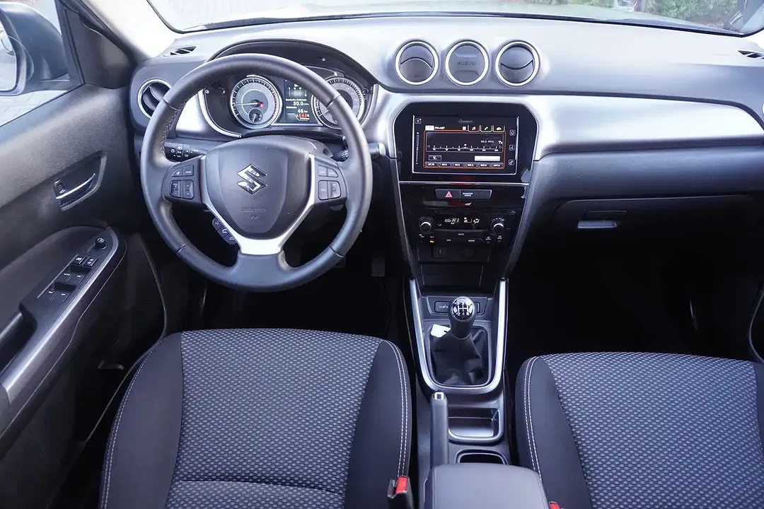 Suzuki Vitara - Thumbnail 12
