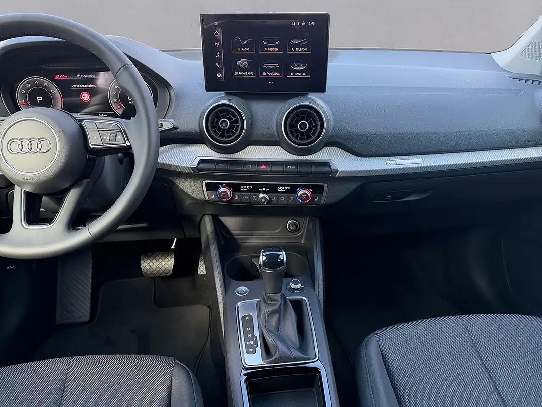 Audi Q2 - Thumbnail 11