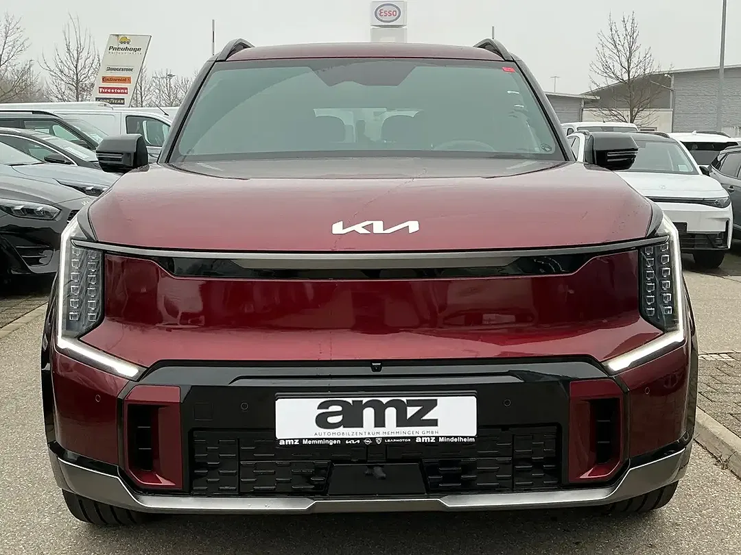 Kia EV9 - Thumbnail 2