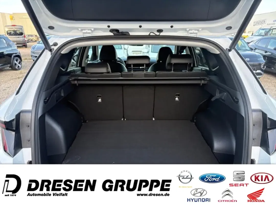 Hyundai TUCSON - Thumbnail 11