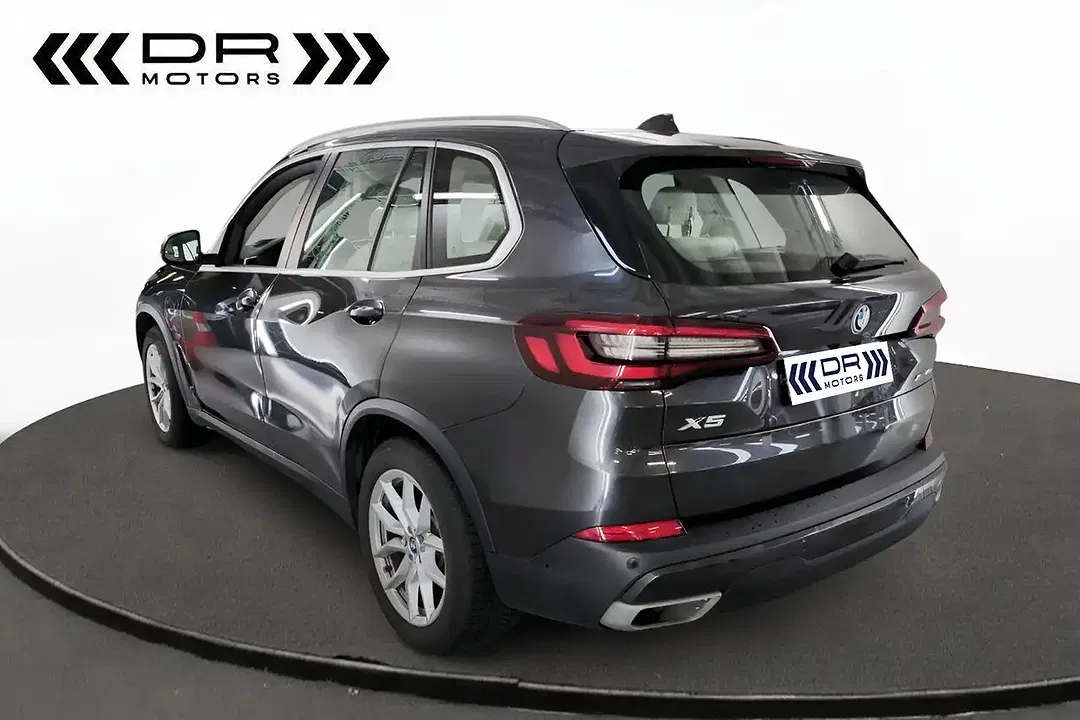 BMW X5 - Thumbnail 3