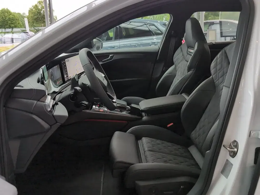 Audi A6 - Thumbnail 6