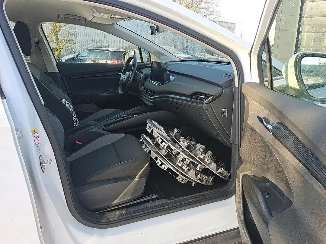 Skoda Enyaq - Thumbnail 5