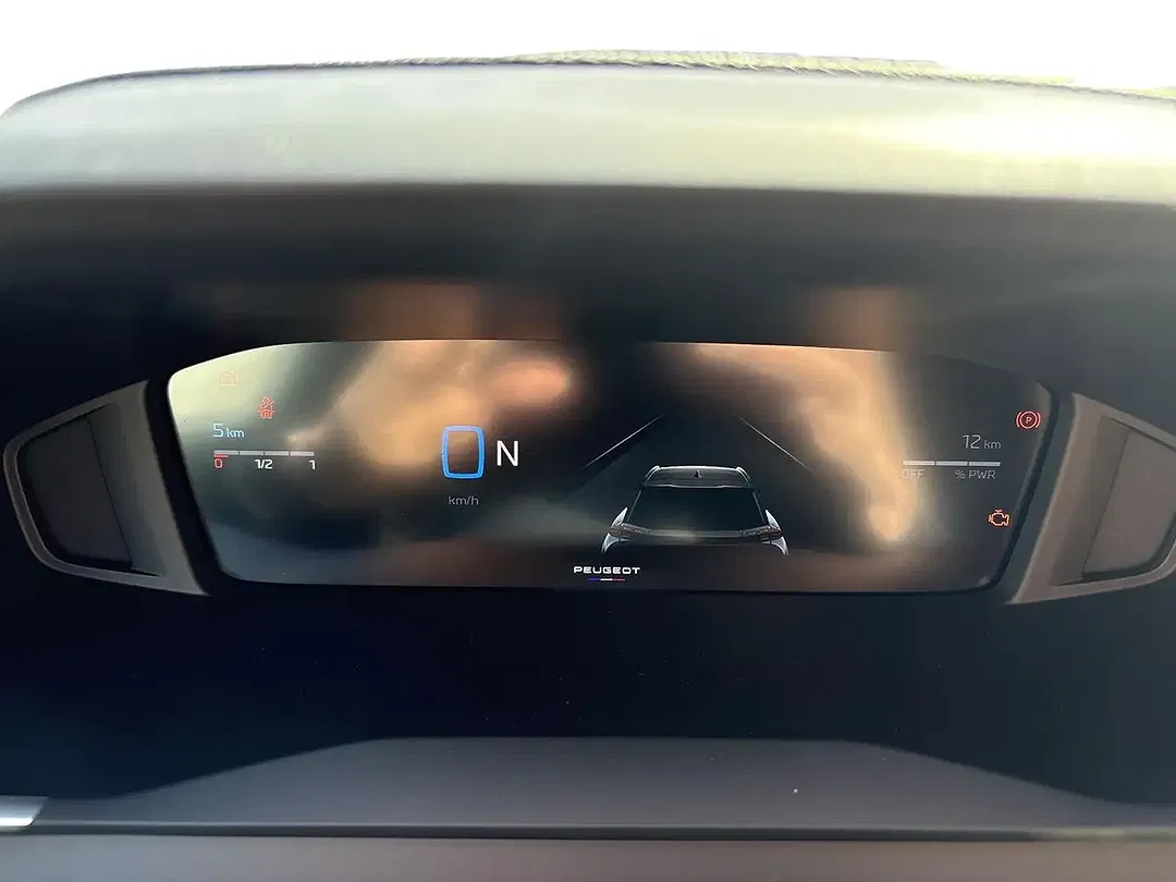 Peugeot 2008 - Thumbnail 10