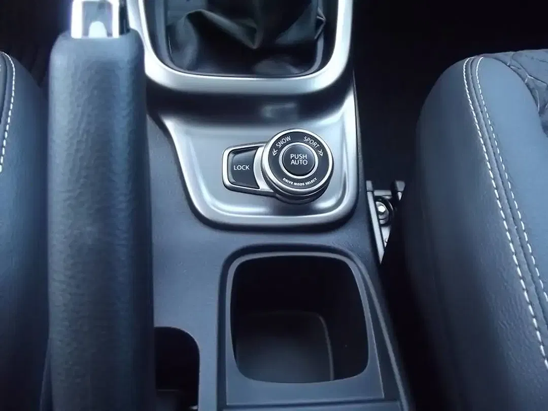Suzuki Vitara - Thumbnail 11