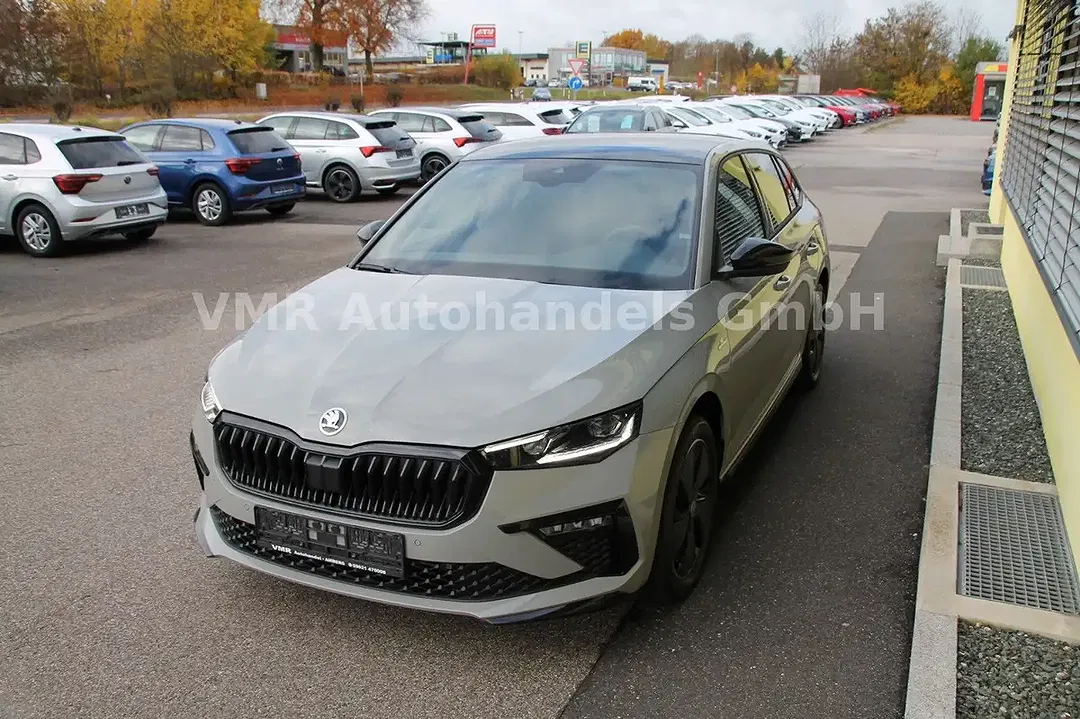 Skoda Scala - Thumbnail 4