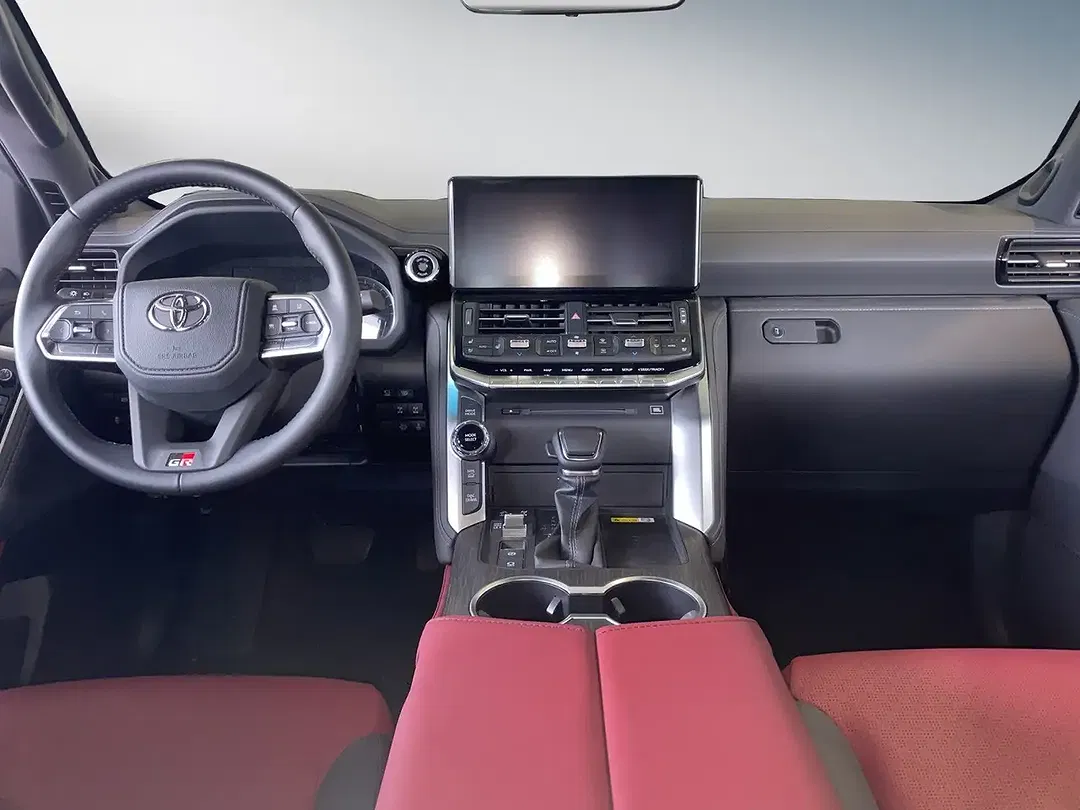 Toyota Land Cruiser - Thumbnail 11