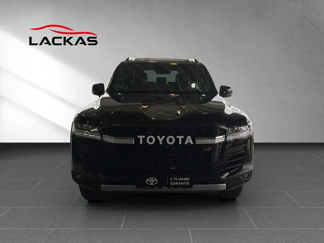 Toyota Land Cruiser - Thumbnail 6