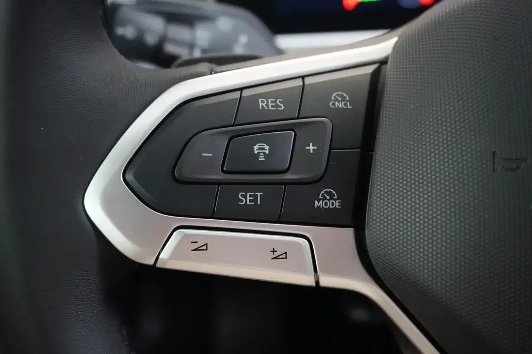 Volkswagen Passat Variant - Thumbnail 11