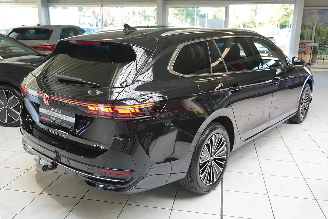 Volkswagen Passat Variant - Thumbnail 6
