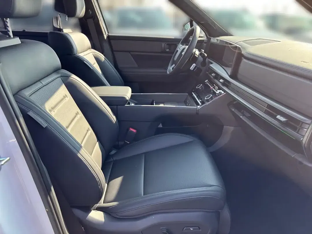 Hyundai SANTA FE - Thumbnail 14