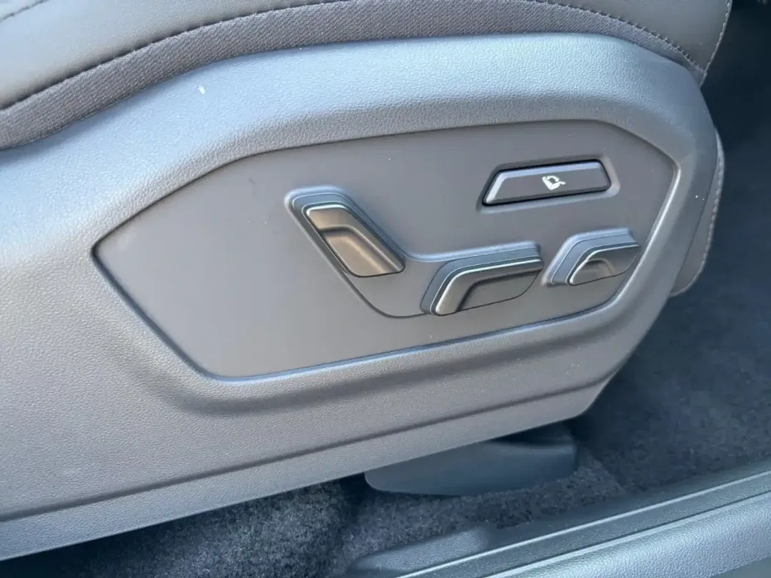 Hyundai SANTA FE - Thumbnail 15