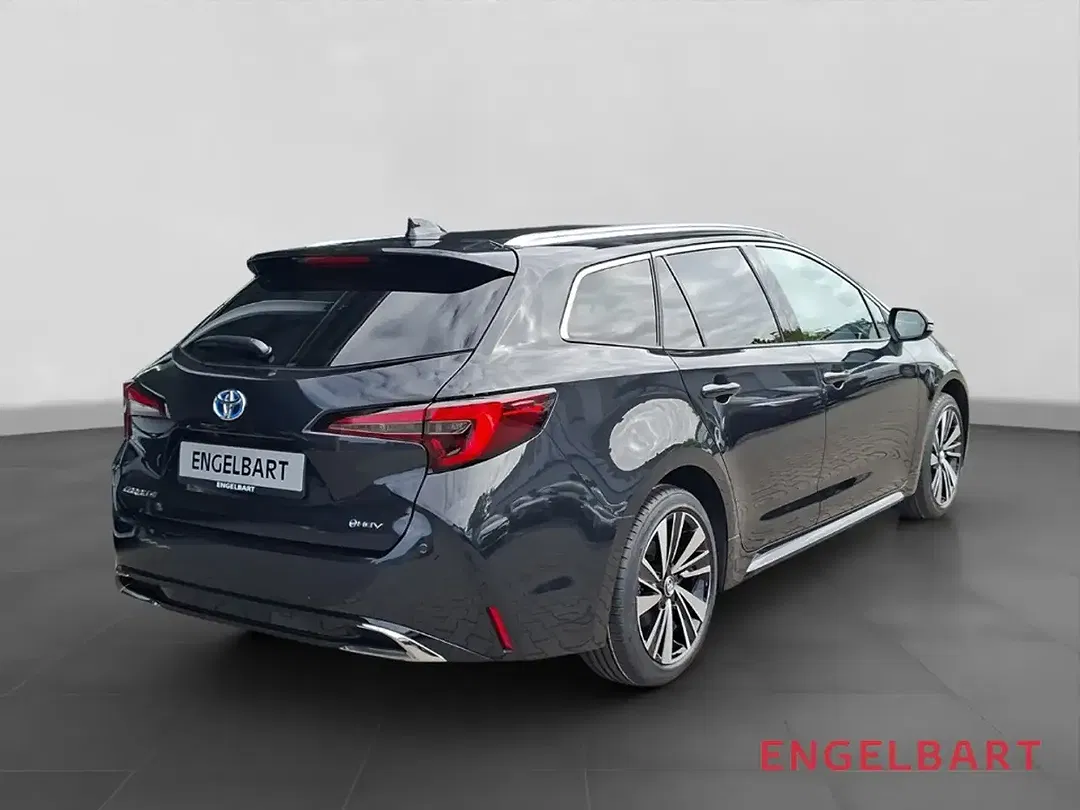 Toyota Corolla - Thumbnail 3