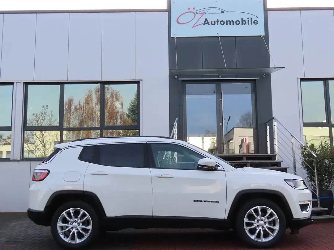 Jeep Compass - Thumbnail 10