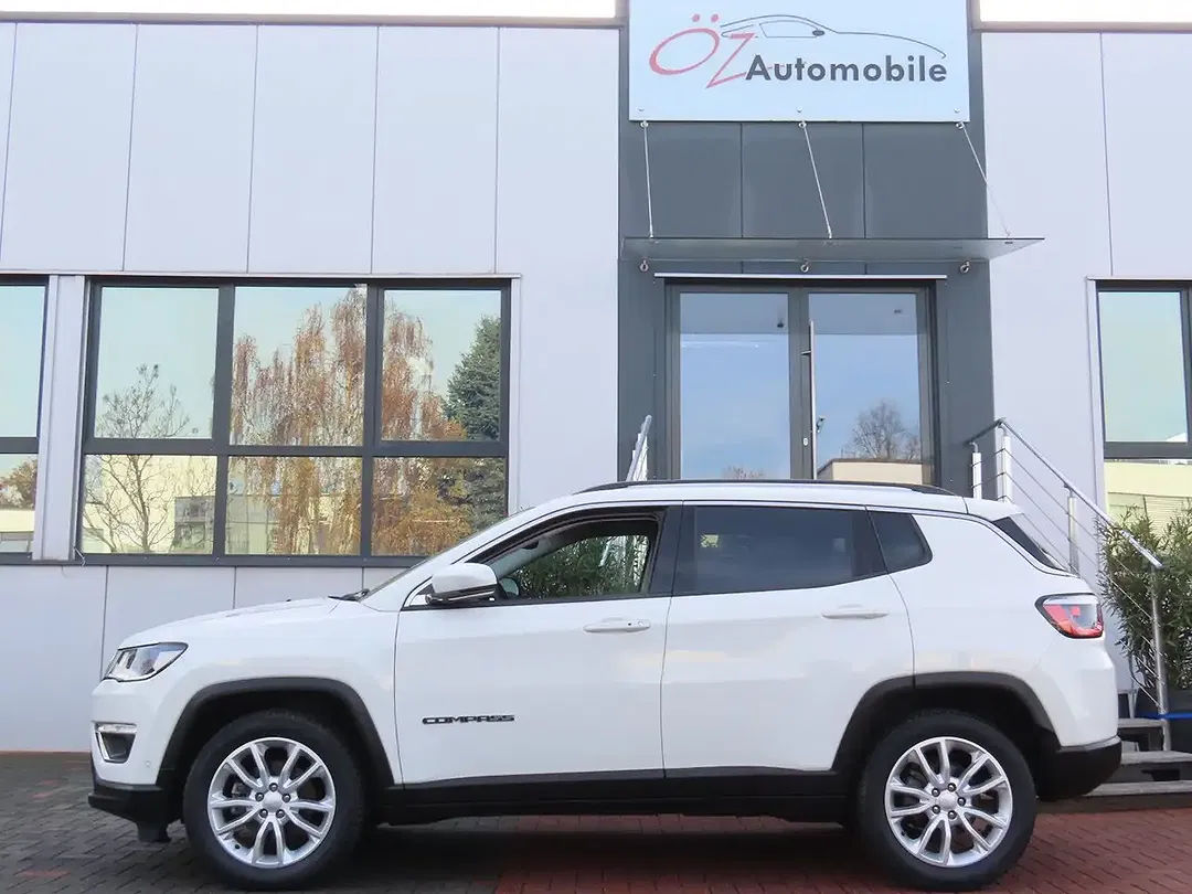 Jeep Compass - Thumbnail 11