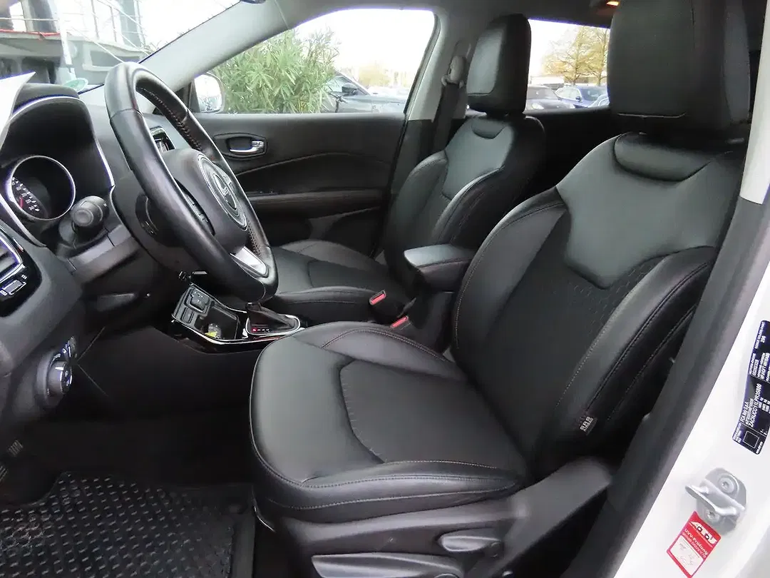 Jeep Compass - Thumbnail 13