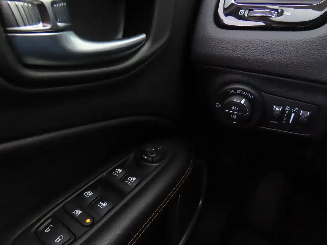 Jeep Compass - Thumbnail 15