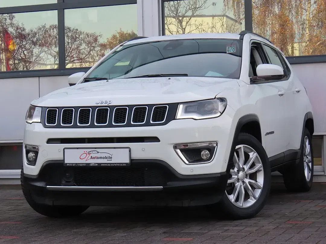 Jeep Compass - Thumbnail 4