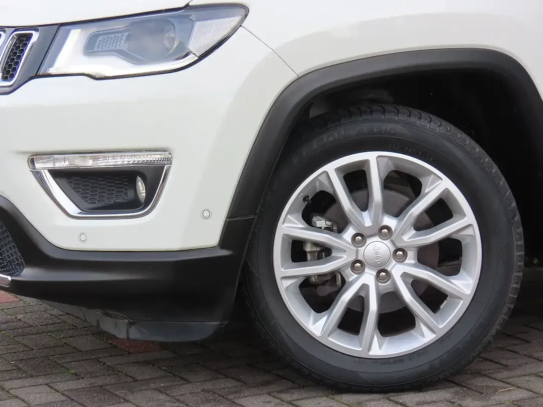 Jeep Compass - Thumbnail 5