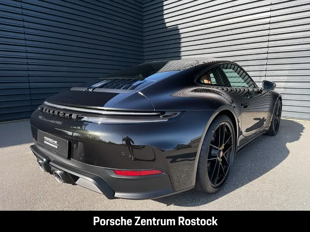 Porsche 992 - Thumbnail 11