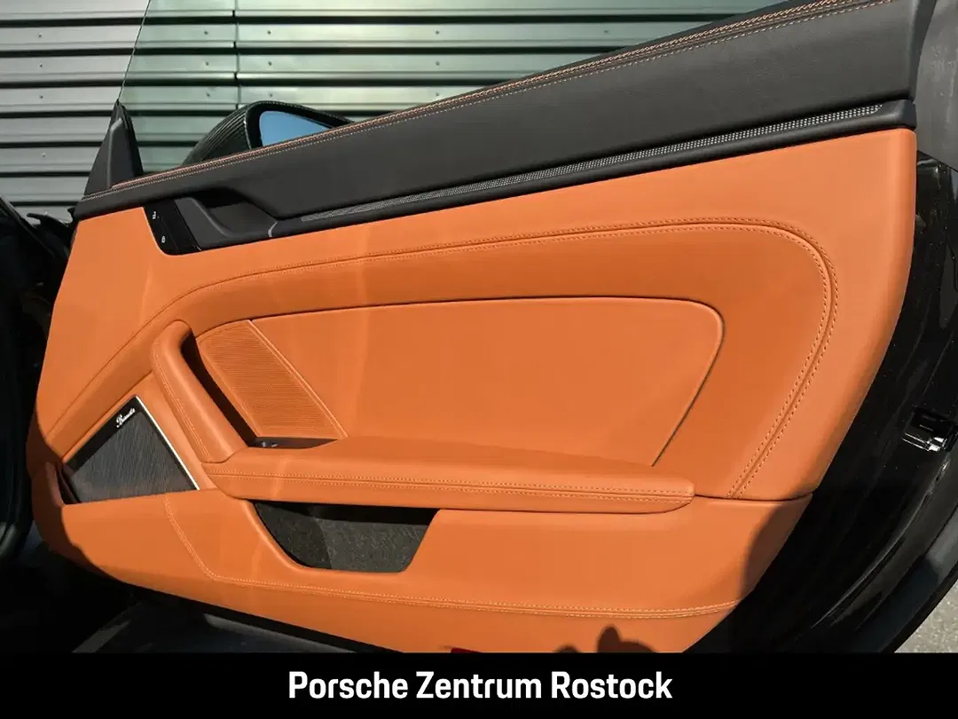 Porsche 992 - Thumbnail 12