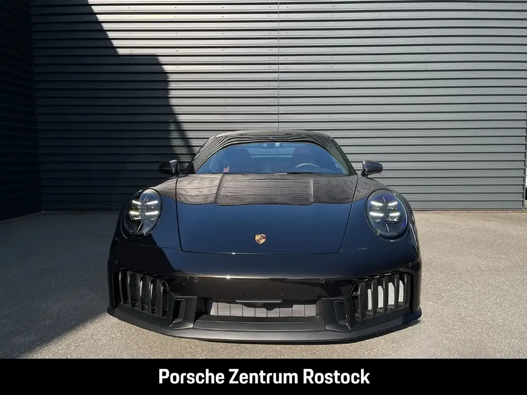 Porsche 992 - Thumbnail 4