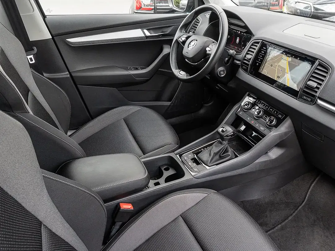 Skoda Karoq - Thumbnail 8