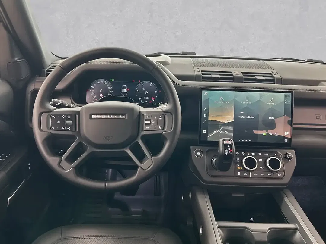 Land Rover Defender - Thumbnail 10