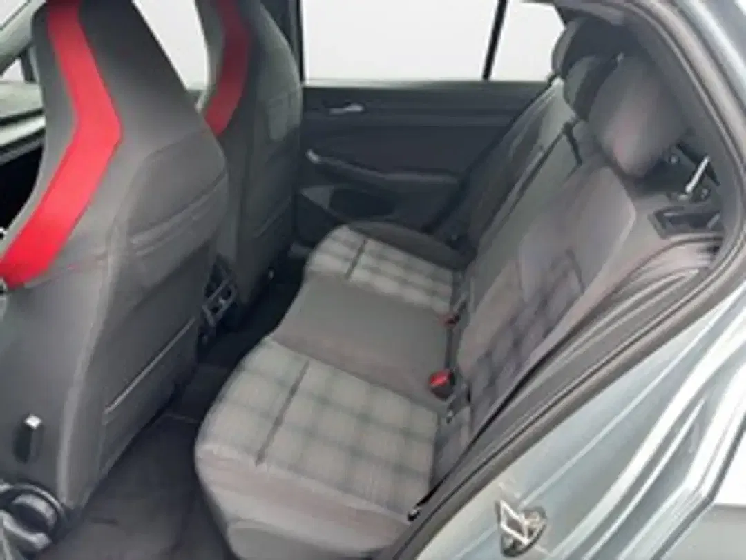 Volkswagen Golf GTI - Thumbnail 11