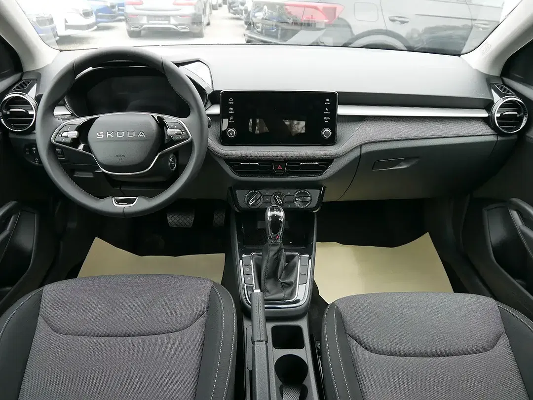 Skoda Fabia - Thumbnail 12