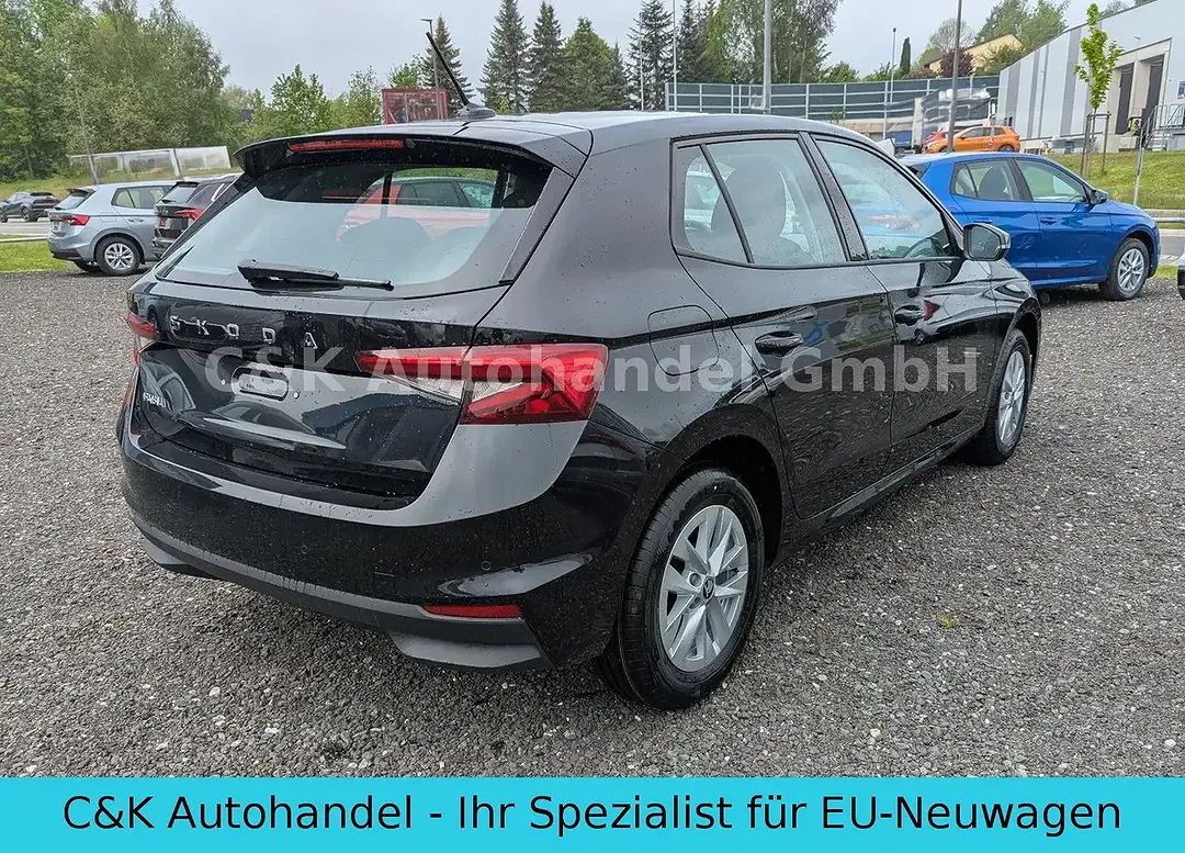 Skoda Fabia - Thumbnail 11