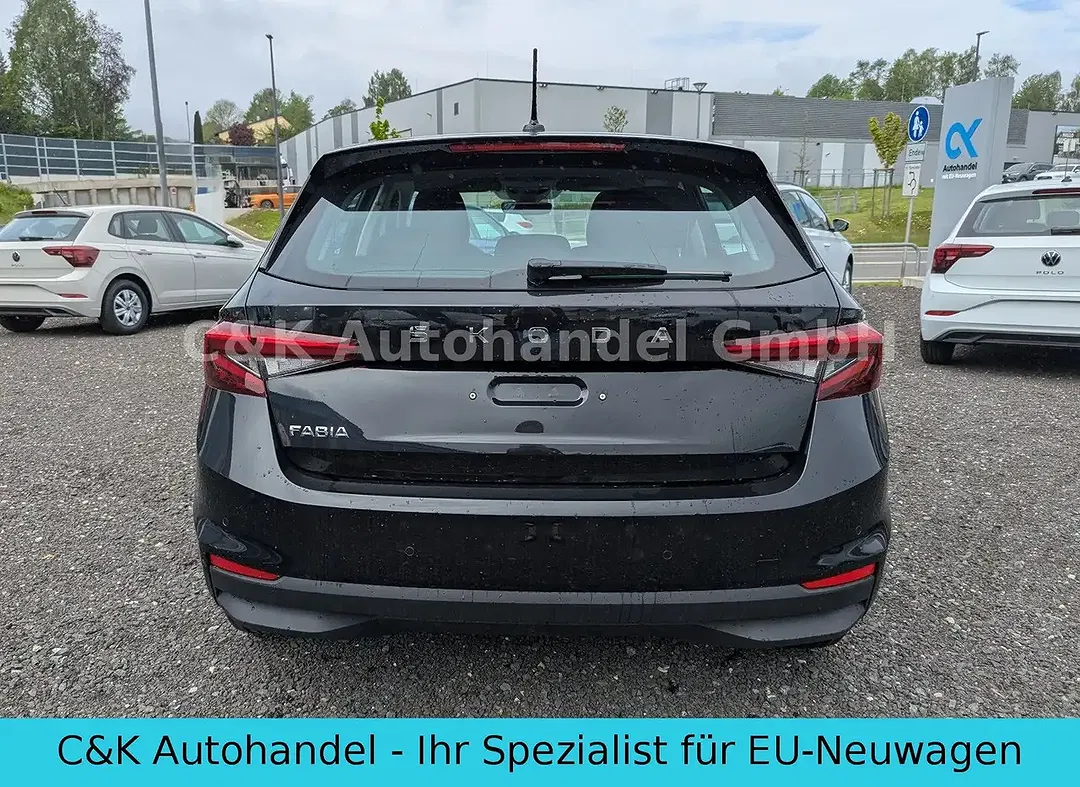 Skoda Fabia - Thumbnail 13