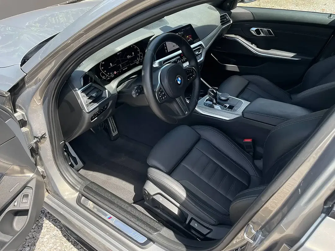 BMW 330 - Thumbnail 15