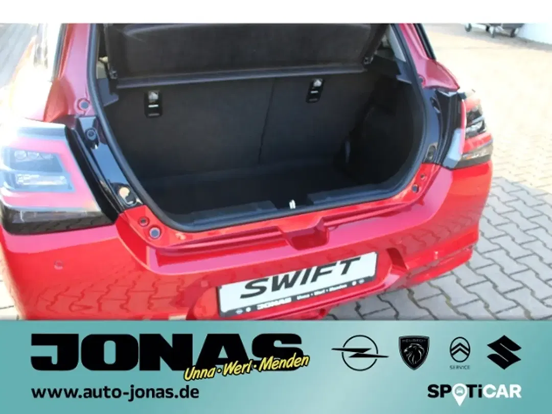 Suzuki Swift - Thumbnail 8