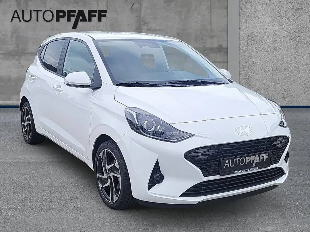 Hyundai i10 - Thumbnail 3