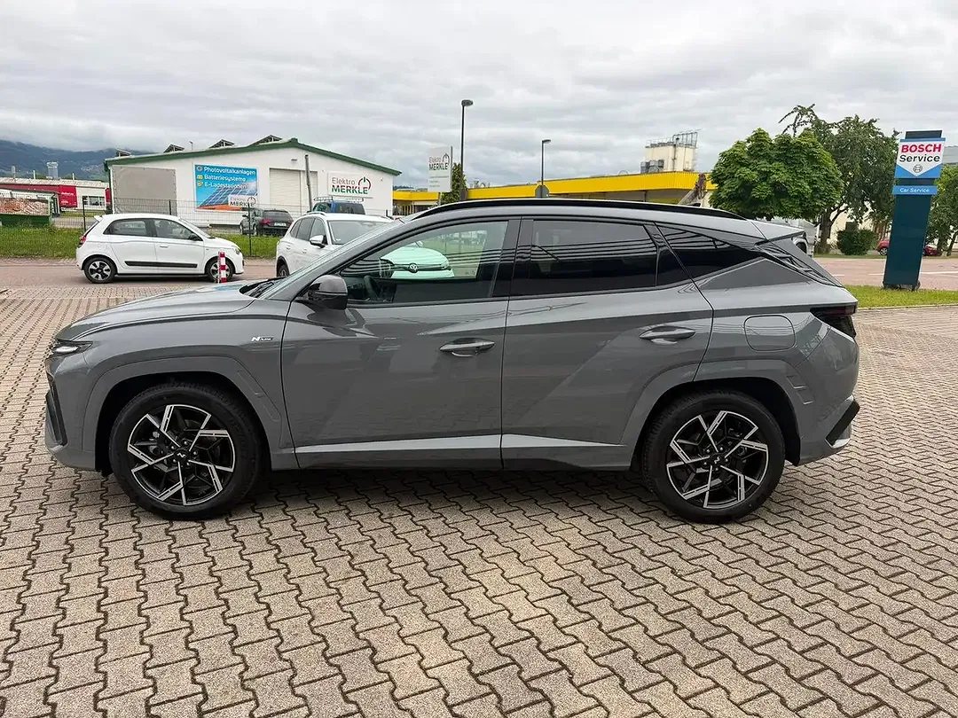 Hyundai TUCSON - Thumbnail 3