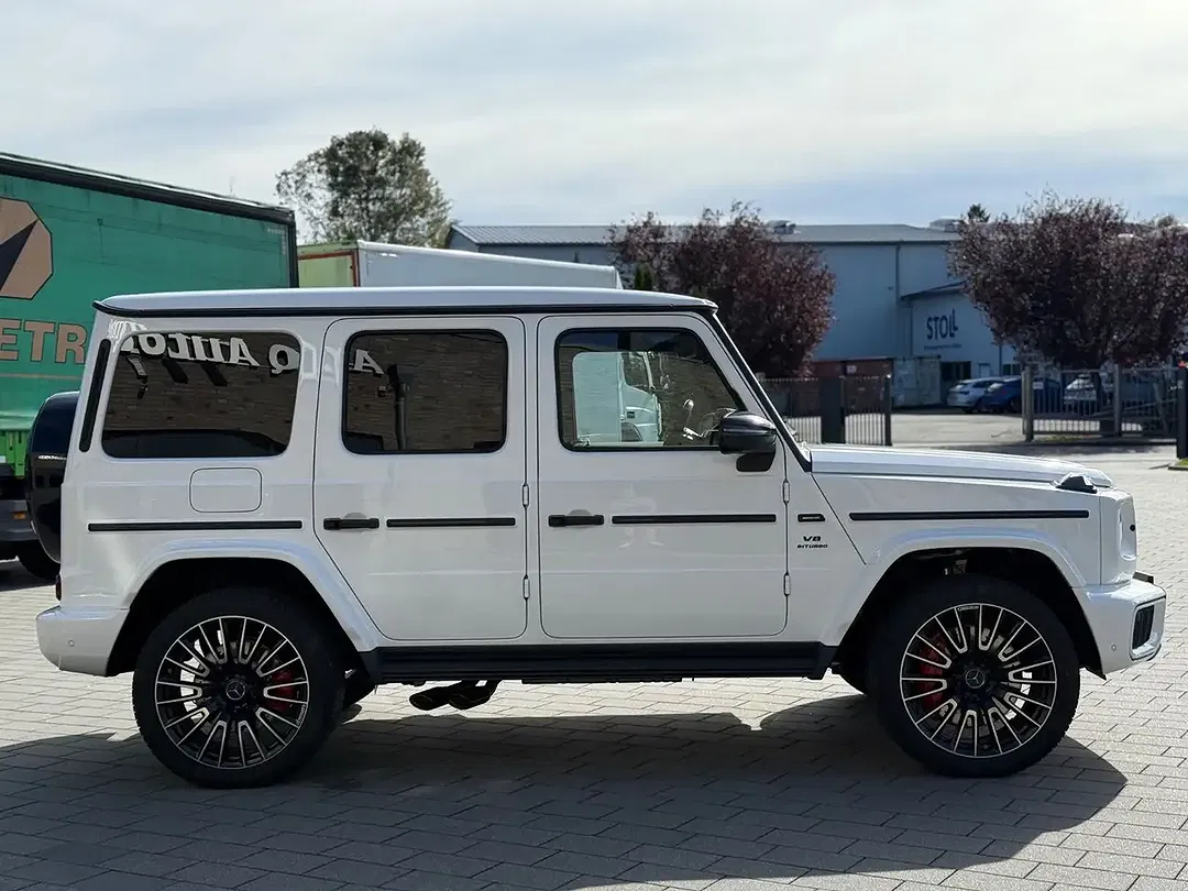Mercedes-Benz G 63 AMG - Thumbnail 4