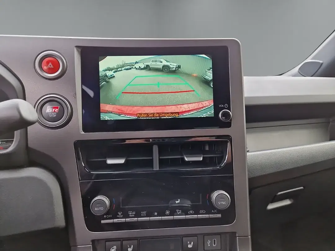 Toyota Yaris - Thumbnail 15