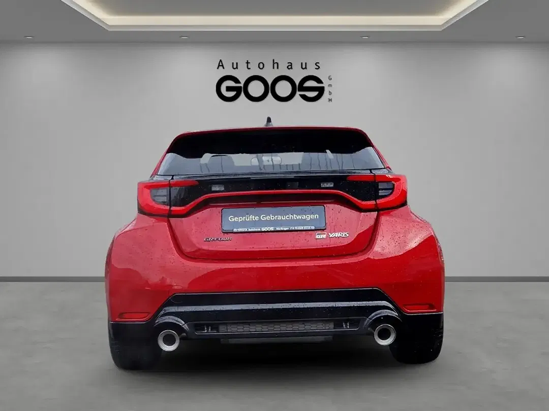 Toyota Yaris - Thumbnail 4