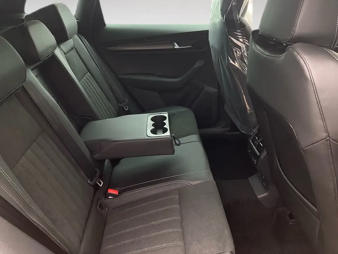 Skoda Karoq - Thumbnail 9