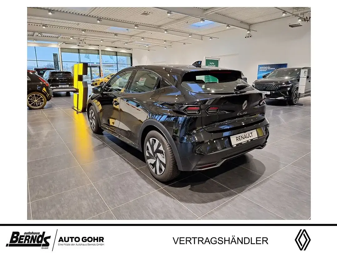 Renault Clio - Thumbnail 3