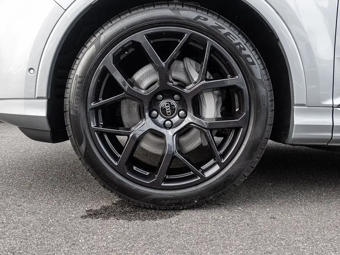 Audi Q7 - Thumbnail 4