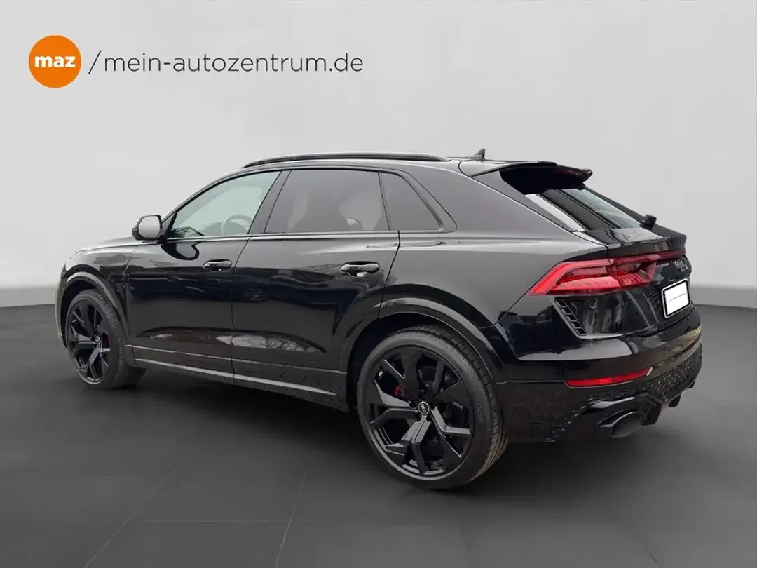 Audi RS Q8 - Thumbnail 5