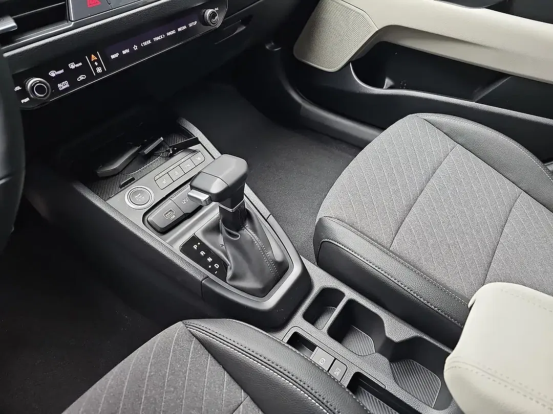 Kia Stonic - Thumbnail 13